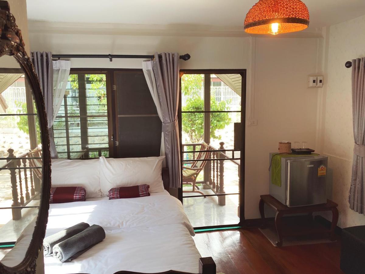 Chomklong Experience Bed and Breakfast Pak Chong Exteriör bild
