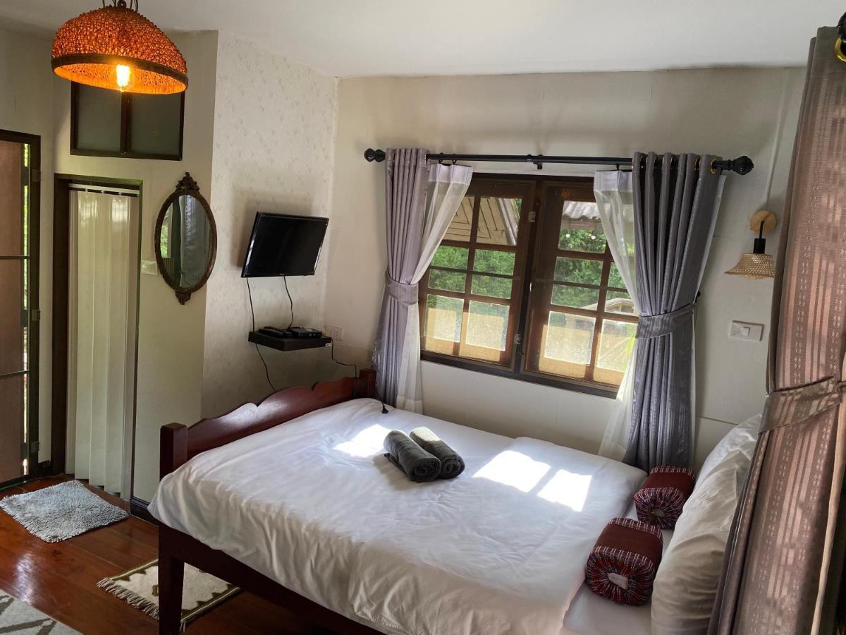 Chomklong Experience Bed and Breakfast Pak Chong Exteriör bild